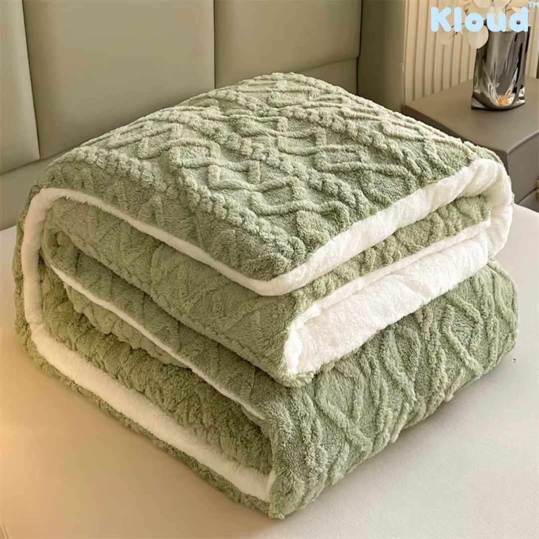 The Kloud™ Snug Blanket