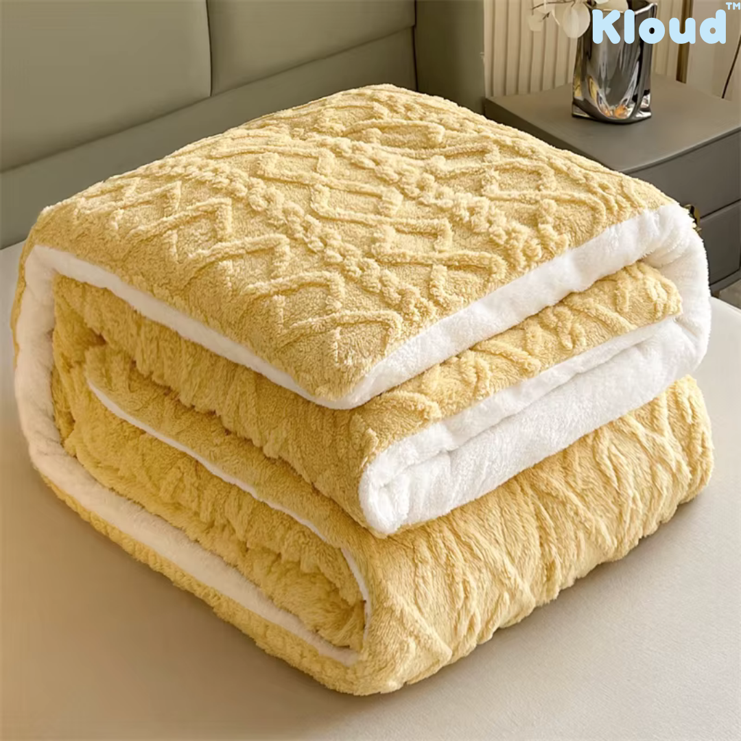 The Kloud™ Snug Blanket