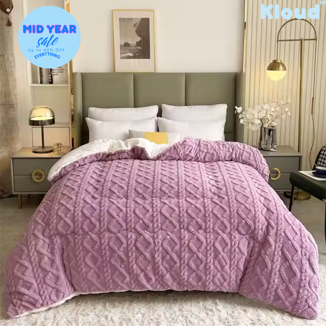 The Kloud™ Snug Blanket